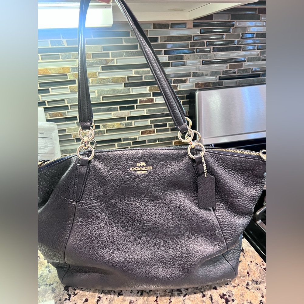 Authentic Coach Navy blue satchel-gold hardware